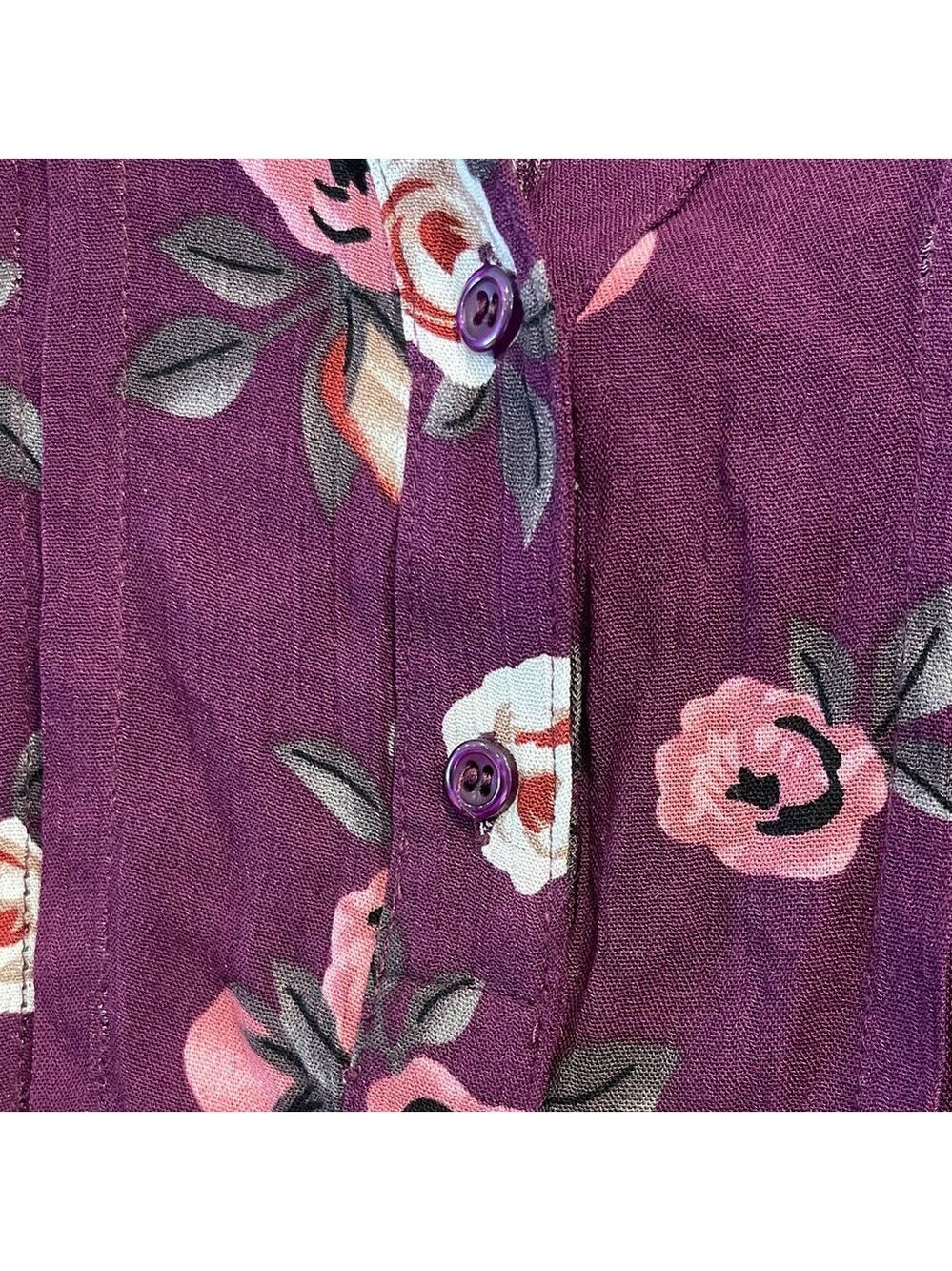 Monday Fun Plum Floral Blouse Size Small - Picture 3 of 6